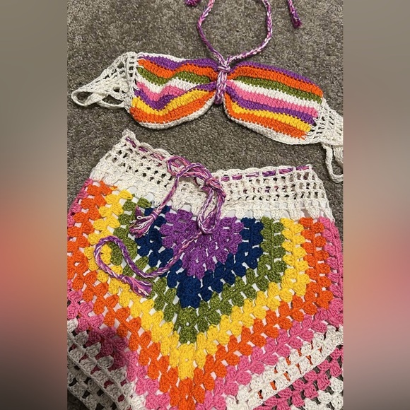 Crochet set - Picture 1 of 3